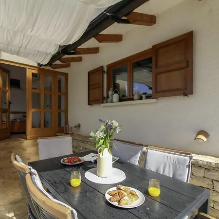 别墅 Bella Collina In Krajcar Brijeg - Haus Fuer 4-5 Personen Žminj