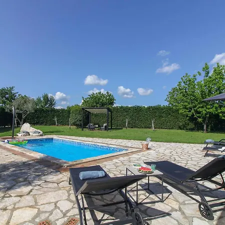 Bella Collina In Krajcar Brijeg - Haus Fuer 4-5 Personen